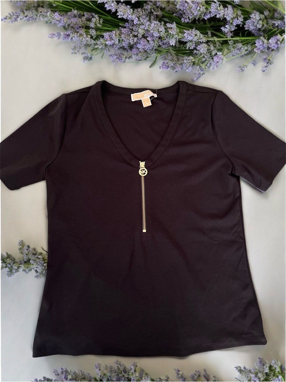 Michael Kors M Black V-Neck Short Sleeve Top with Gold Zip